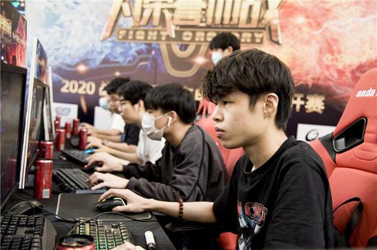 己的运动计 己的运动计