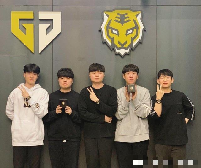 的排位赛 的排位赛